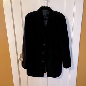 Wool cashmere coat by Boscuomo, black, three-quarter length. size 38.